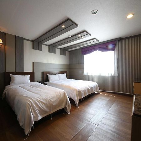 Yes Motel Gunsan Eksteriør billede